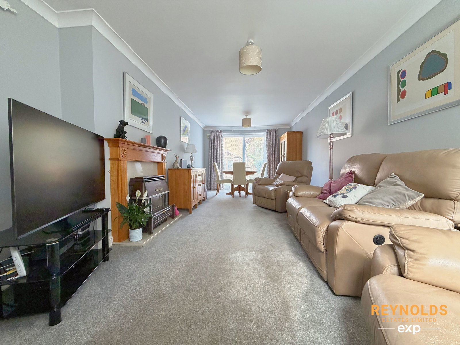 Terraced House for sale in Meopham, Beech Mast, Vigo, Meopham, Kent, DA13 0SX, 871 m²