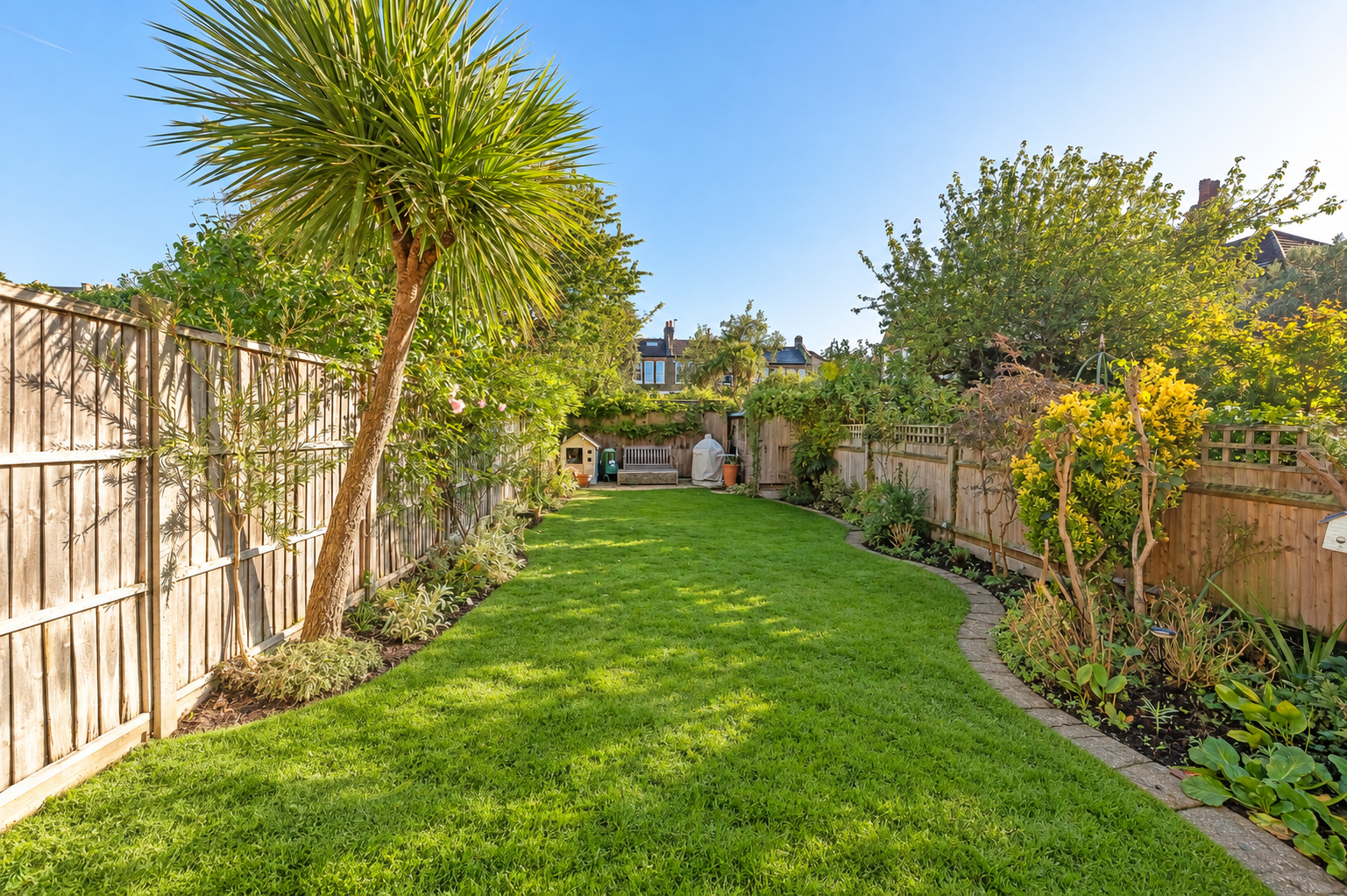 Terraced House for sale in London, Braxted Park, London, SW16, 1776 m²