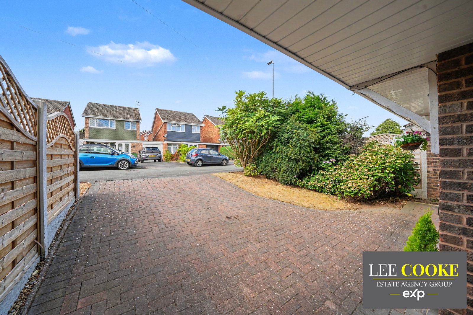 Link Detached House for sale in Wolverhampton, Azalea Close, Codsall, Wolverhampton, WV8 1HE