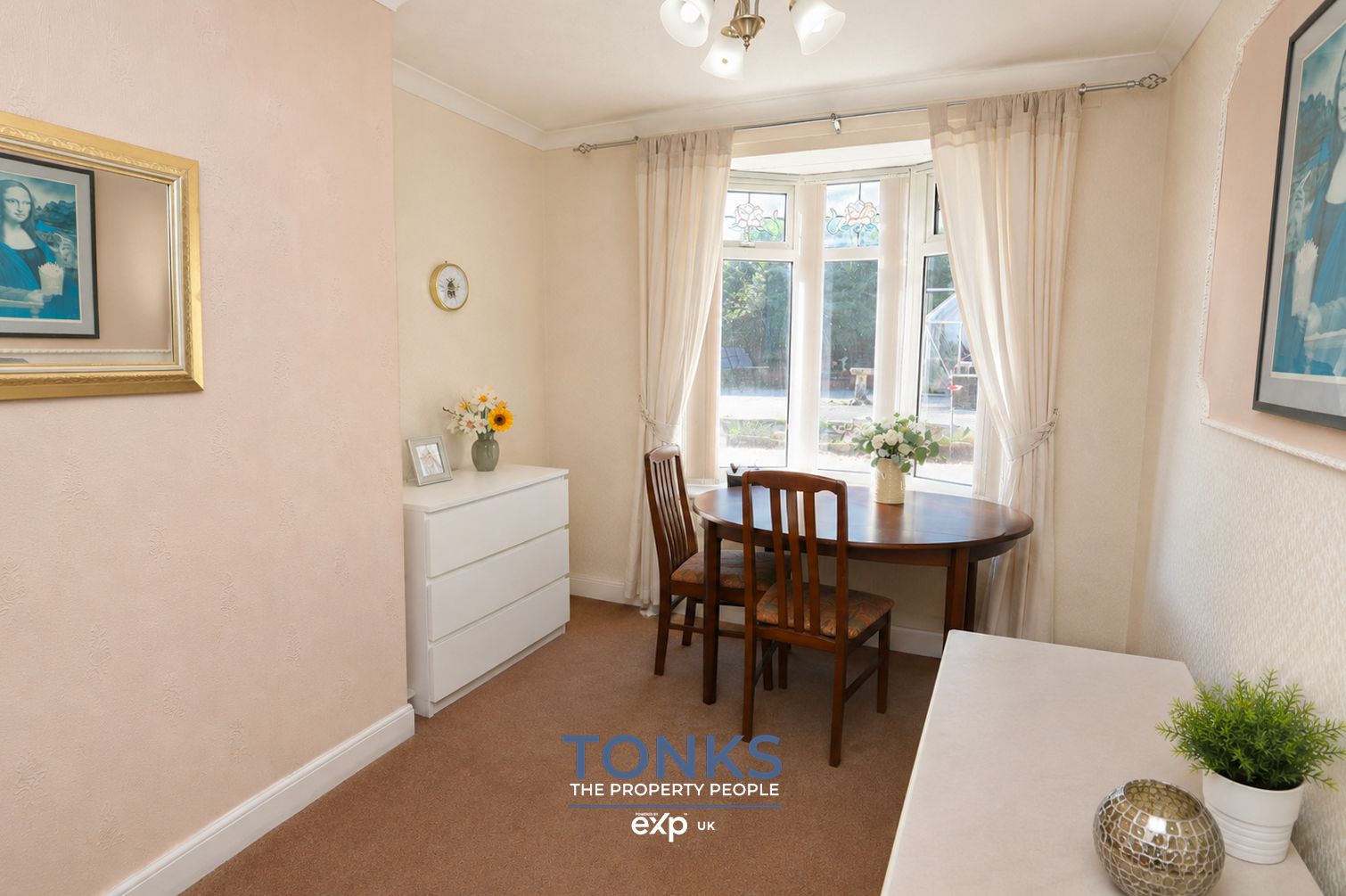 Terraced House in Dudley 4
