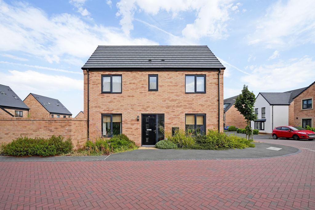 Semi Detached House in Waverley 