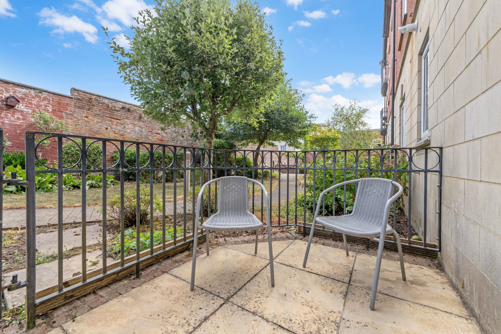 Ground Floor Flat in Yeovil 4