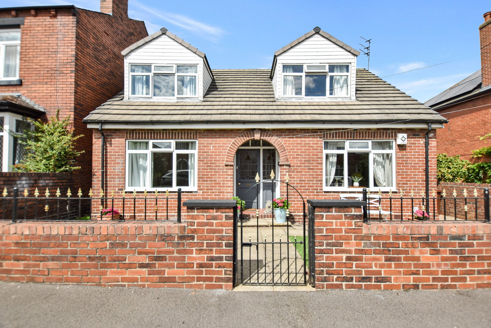 Detached House in Wakefield