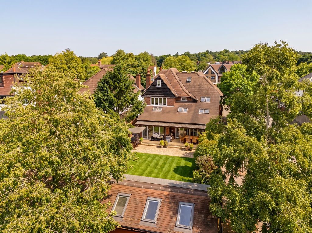 Detached House in London