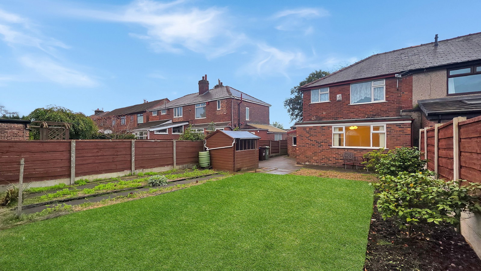 Semi Detached House for sale in Manchester, Coach Road, Astley M29 7ER
