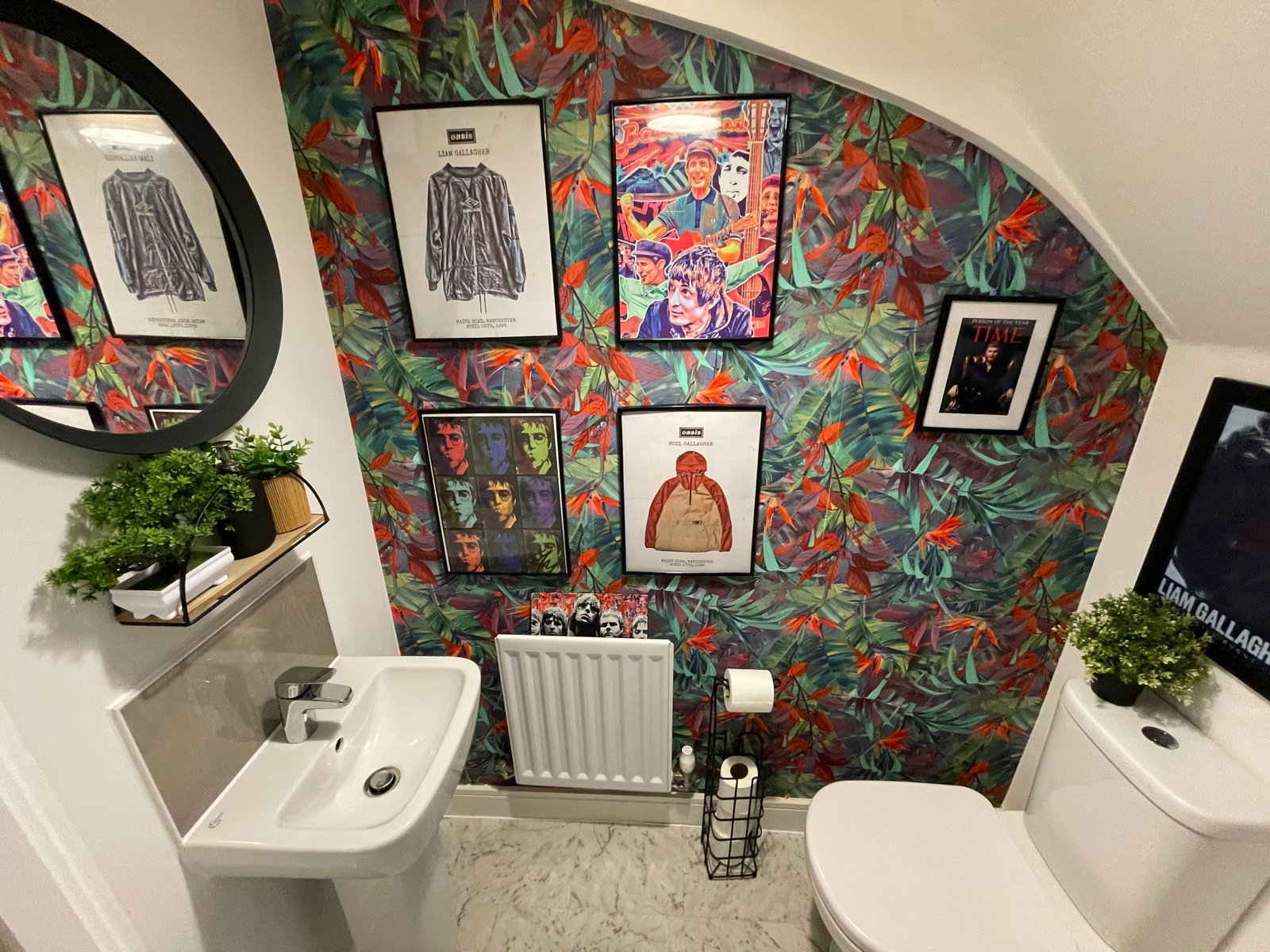 Semi Detached House in  RAINHAM 4