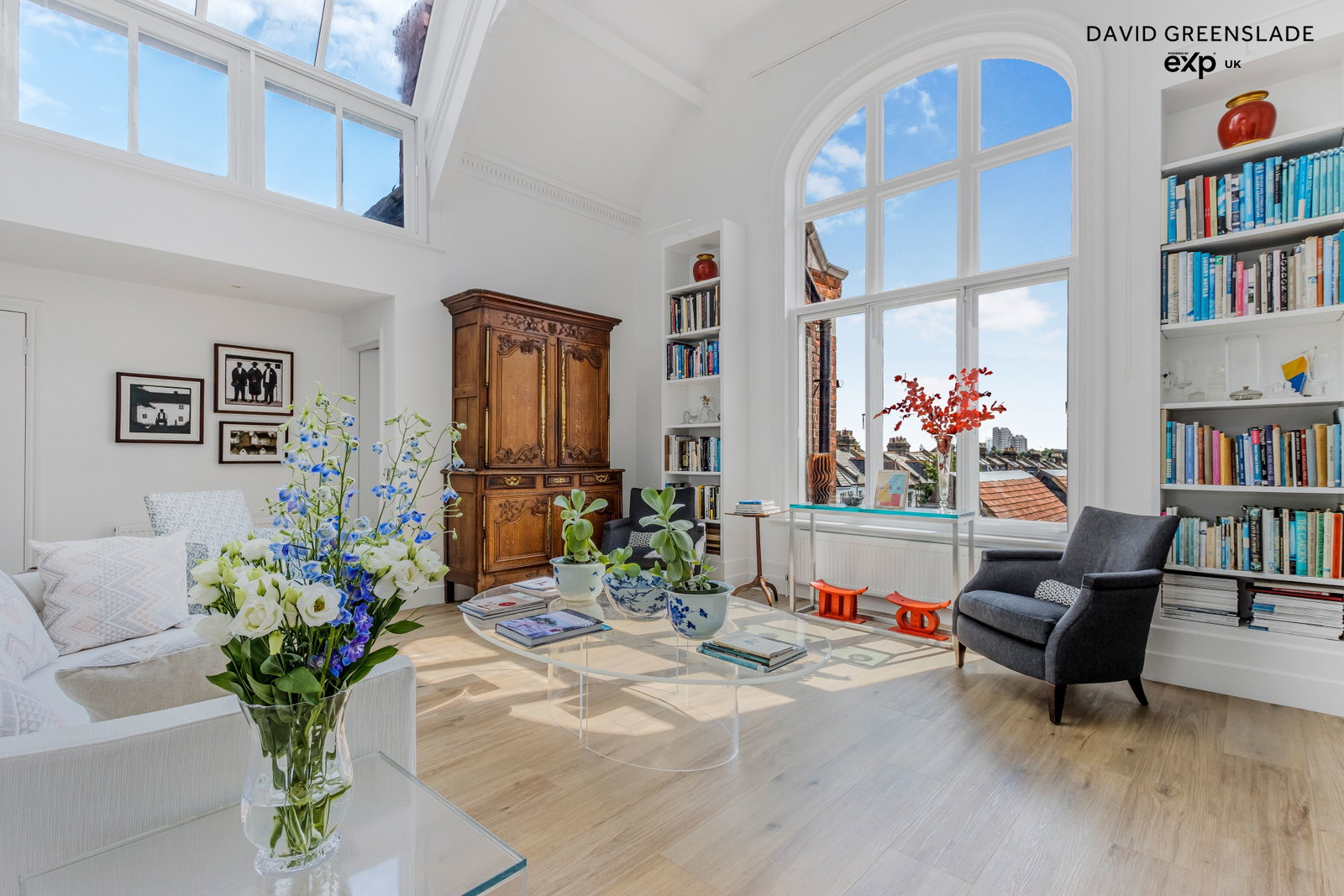 Penthouse for sale in London, The Penthouse, Clapham Common Southside, SW4 9DG