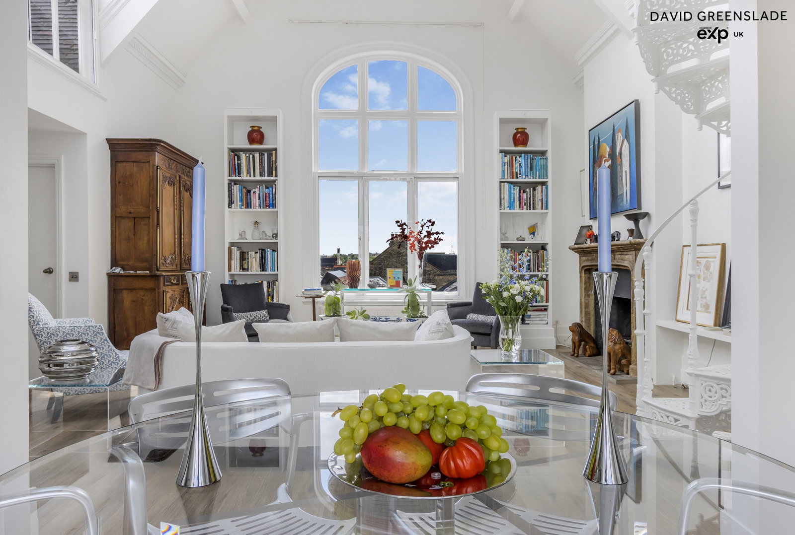 Penthouse for sale in London, The Penthouse, Clapham Common Southside, SW4 9DG