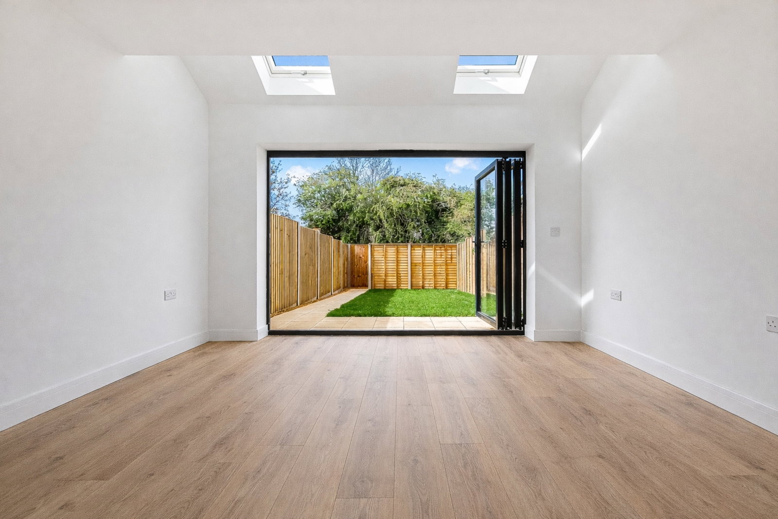 Semi Detached House in Leicester