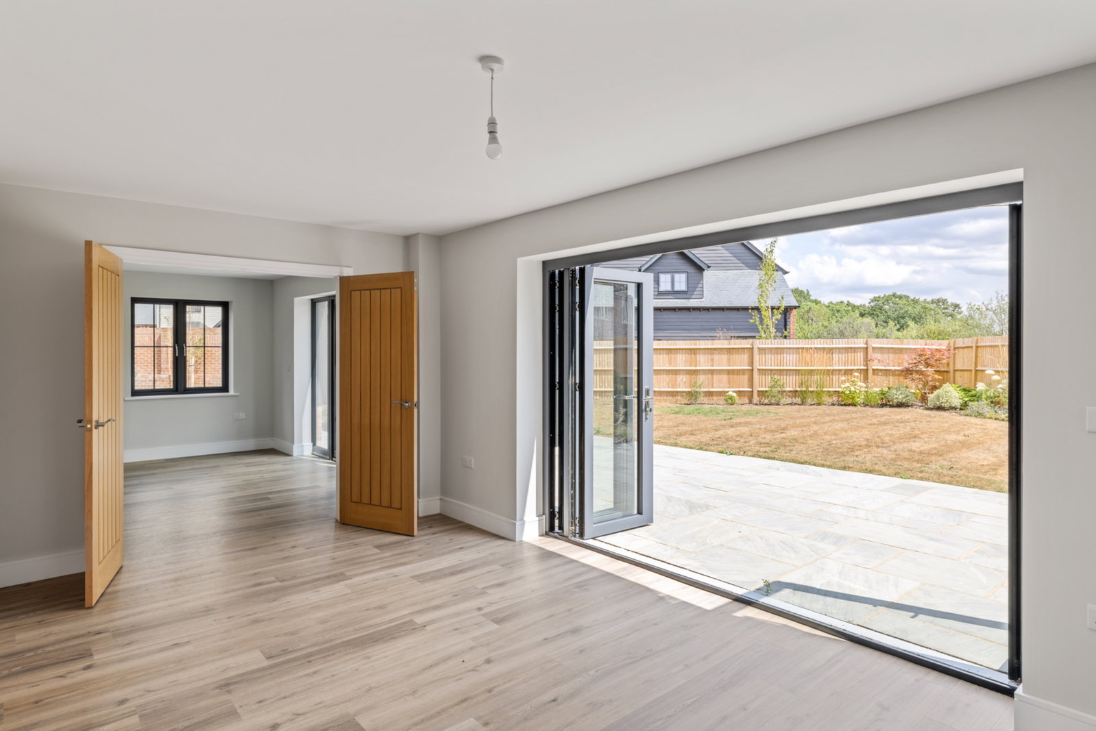 Detached House in Cranbrook 5