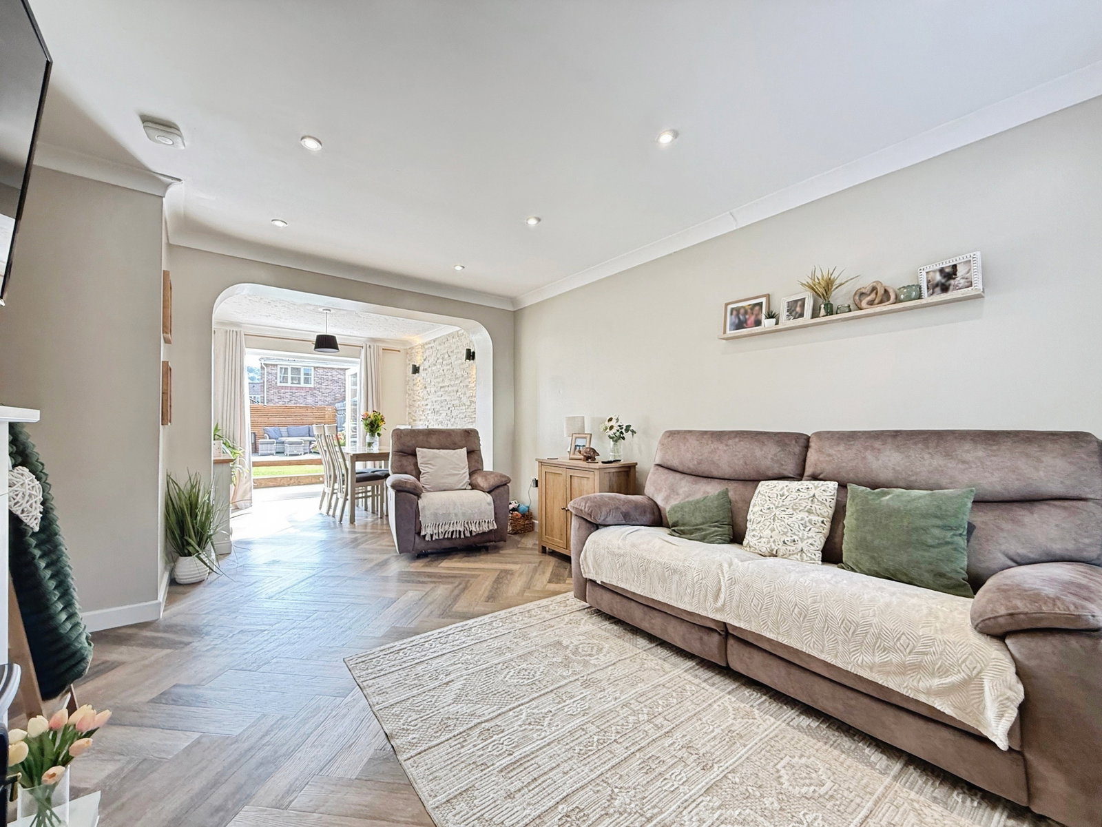 Detached House in Swansea