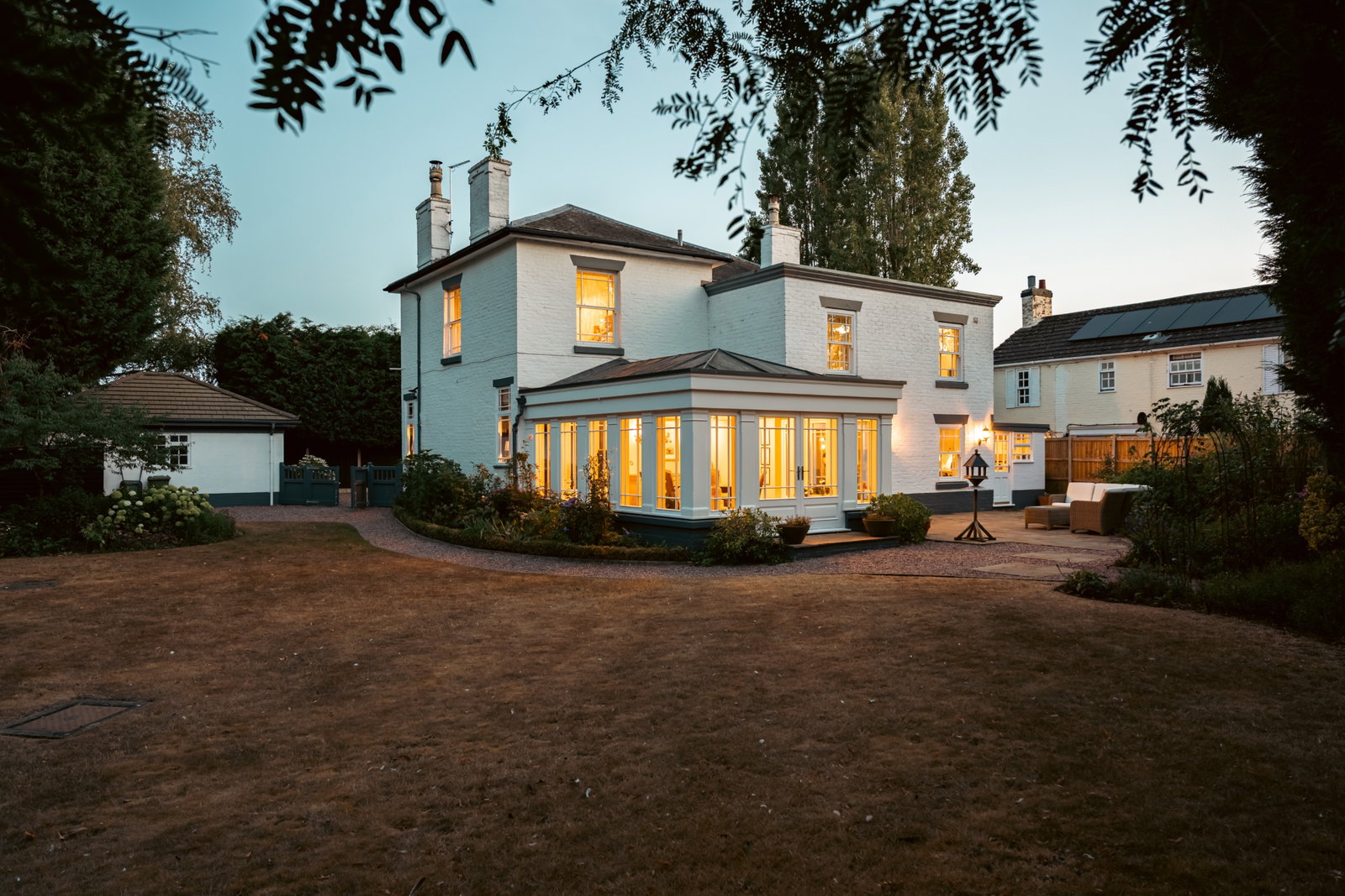 Detached House for sale in Stoke-on-trent, Hassall Road, Alsager, ST7 2SL, 3000 m²