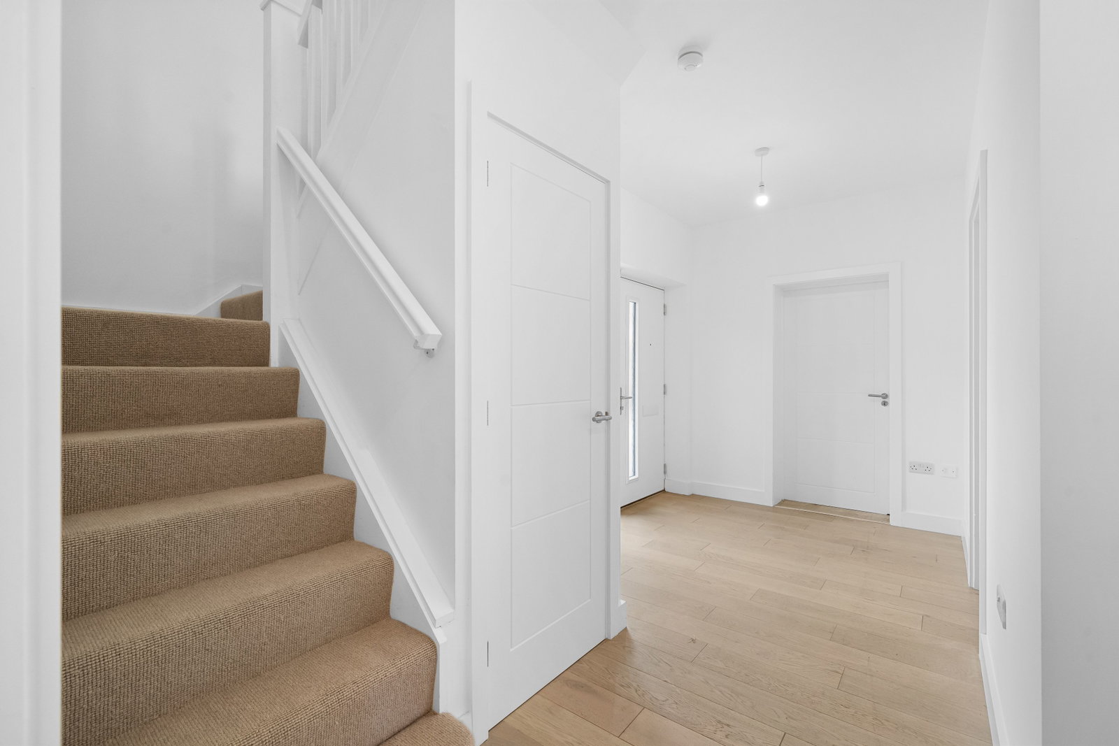 Detached House in Bretherton 4