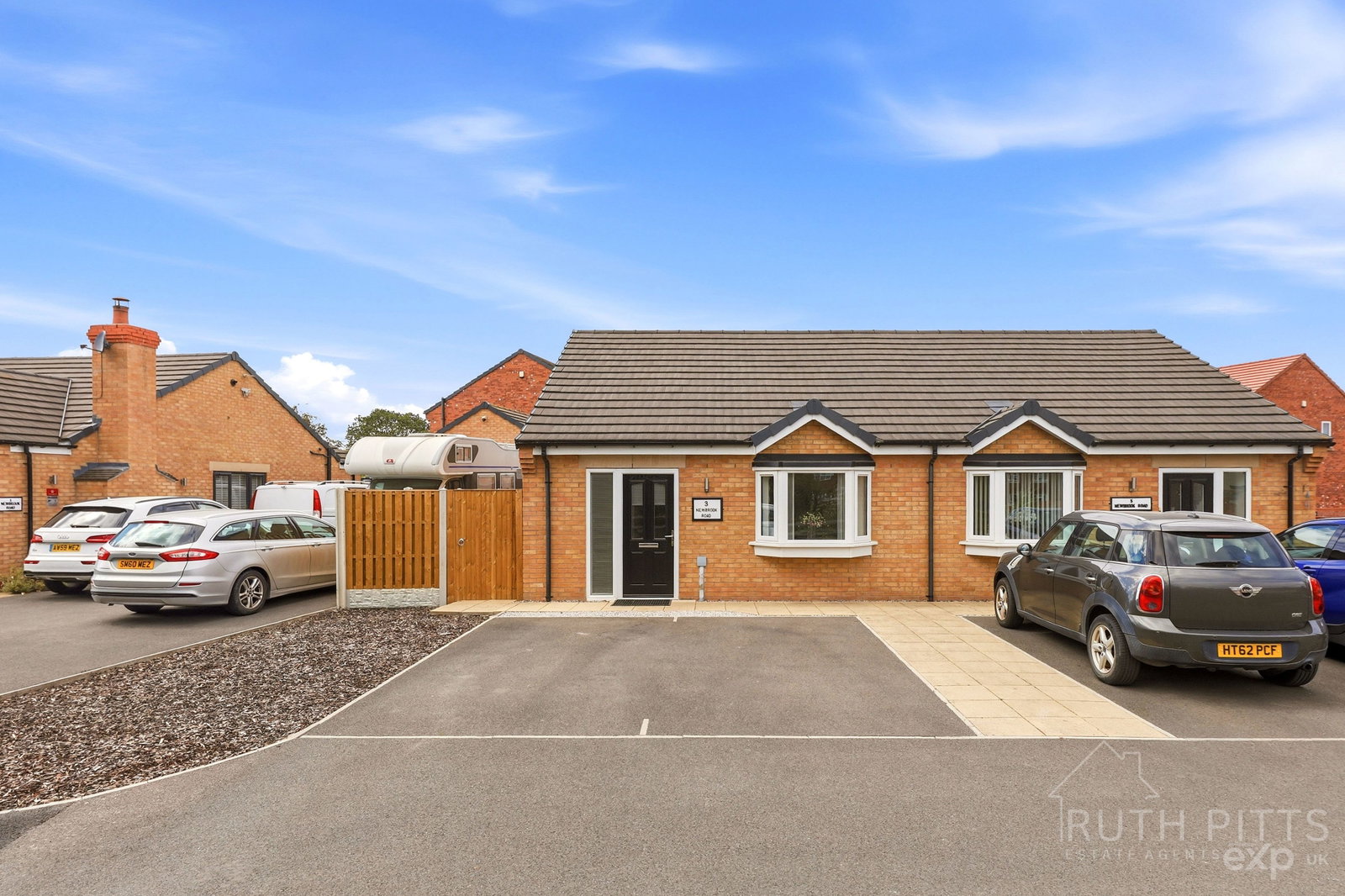 Semi Detached Bungalow in Pontefract
