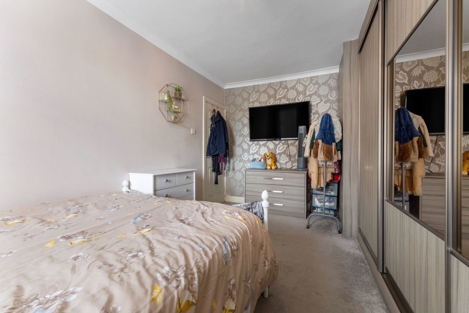 Terraced House for sale in Northumberland, Dereham Terrace, Stakeford, Northumberland., NE62 5UR, 885 m²