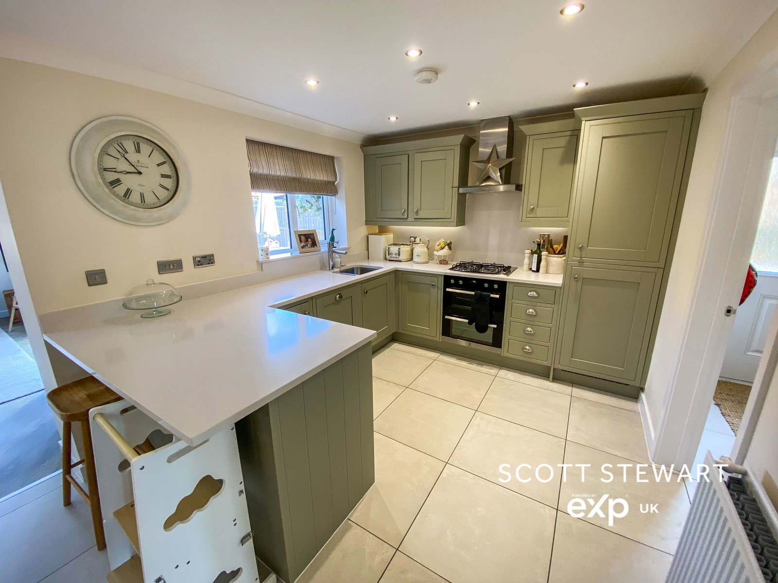 Detached House in Peterborough 5