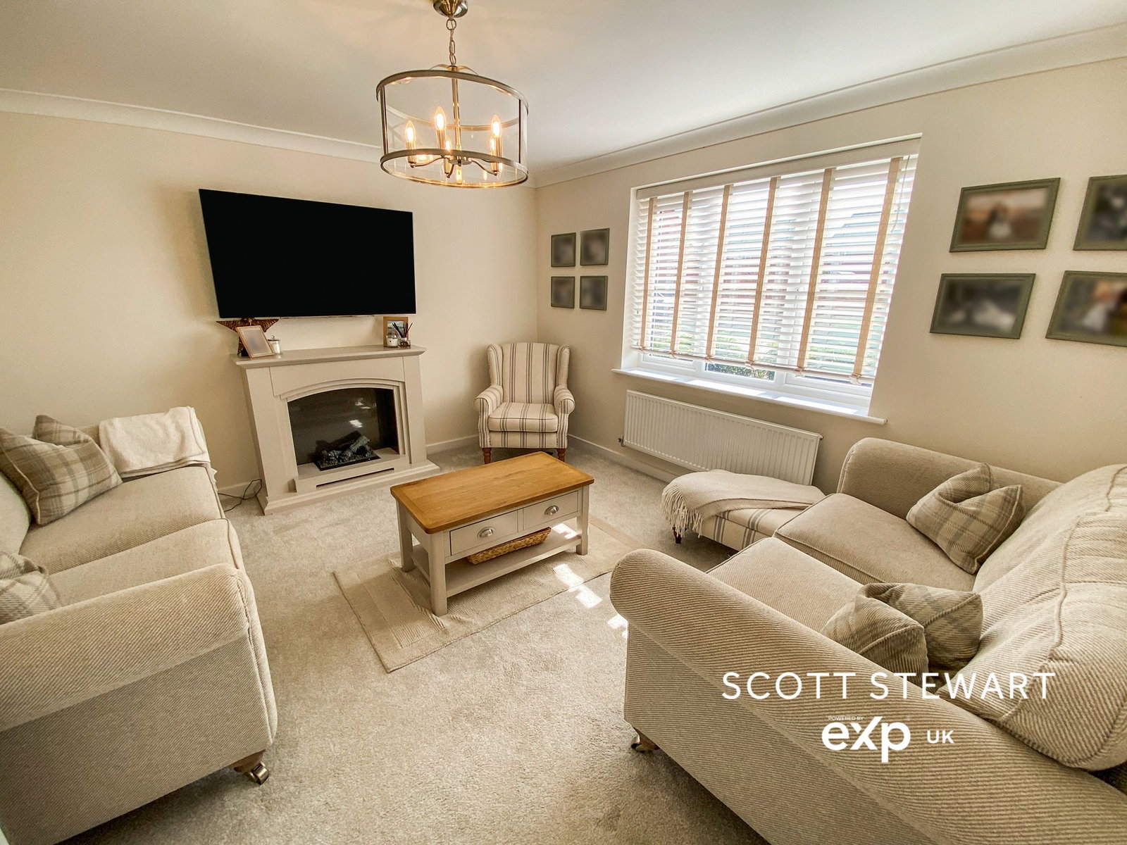 Detached House in Peterborough 3