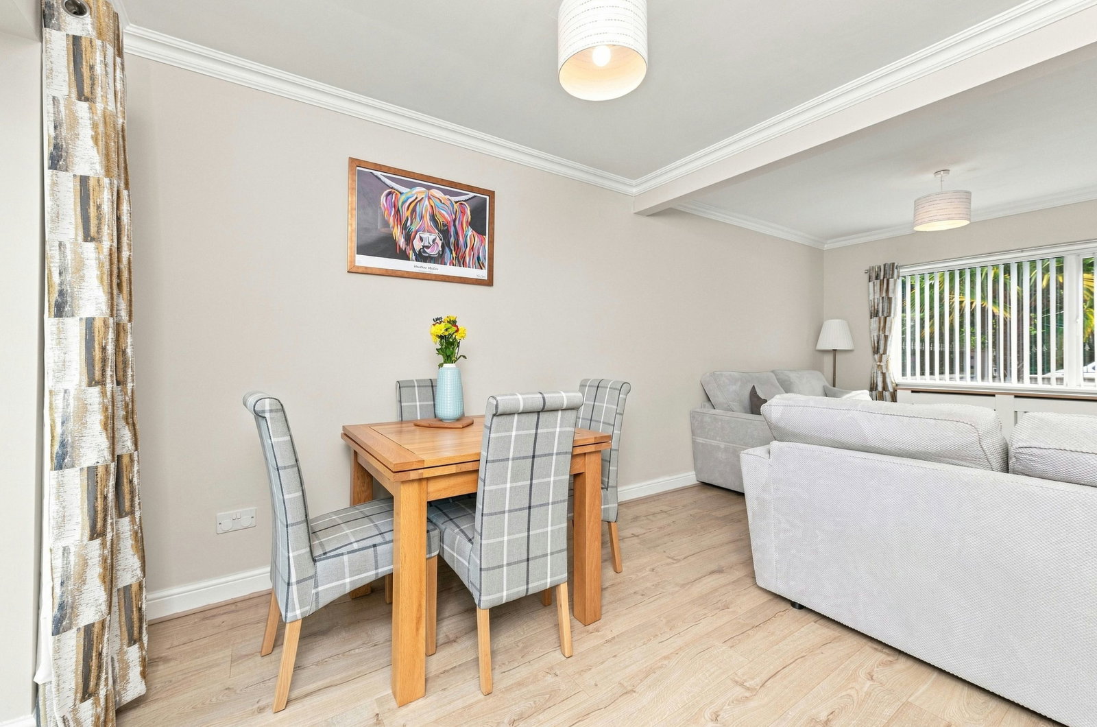 Semi Detached House for sale in Leeds, Swarcliffe Avenue, Leeds, LS14 5LF, 828 m²