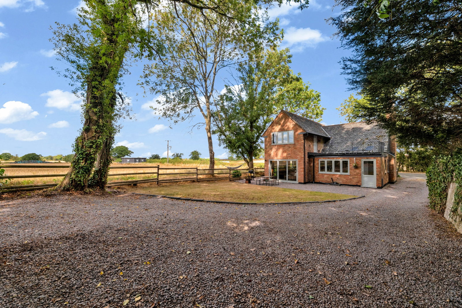 Detached House for sale in Loughborough, Oakwood, Brand Lane, Woodhouse, LE12 8TY