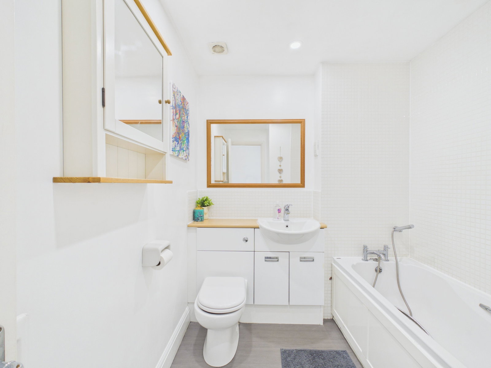 Terraced House for sale in Sawbridgeworth, Sun Street, Sawbridgeworth, 1190 m²