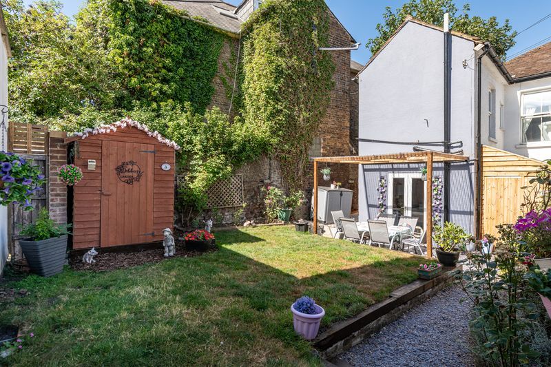 Terraced House in Maidstone 2