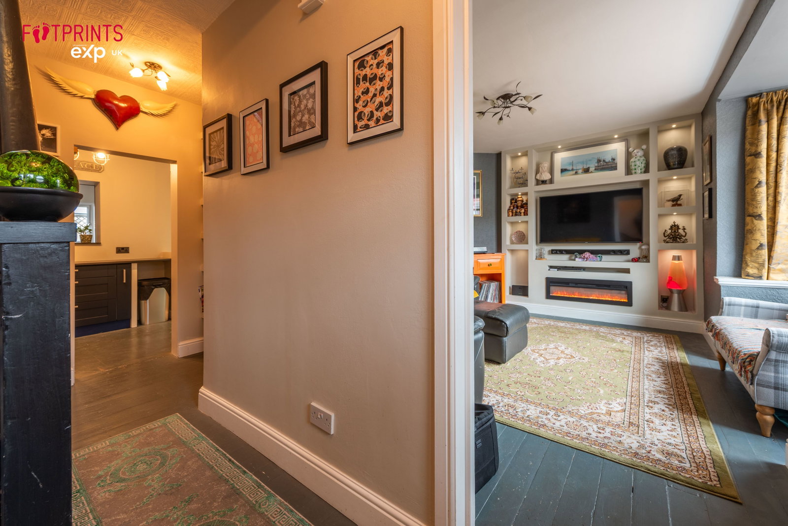 Semi Detached House for sale in Broadstairs, Whitfield Avenue, Broadstairs, CT10 3HX, 1119 m²