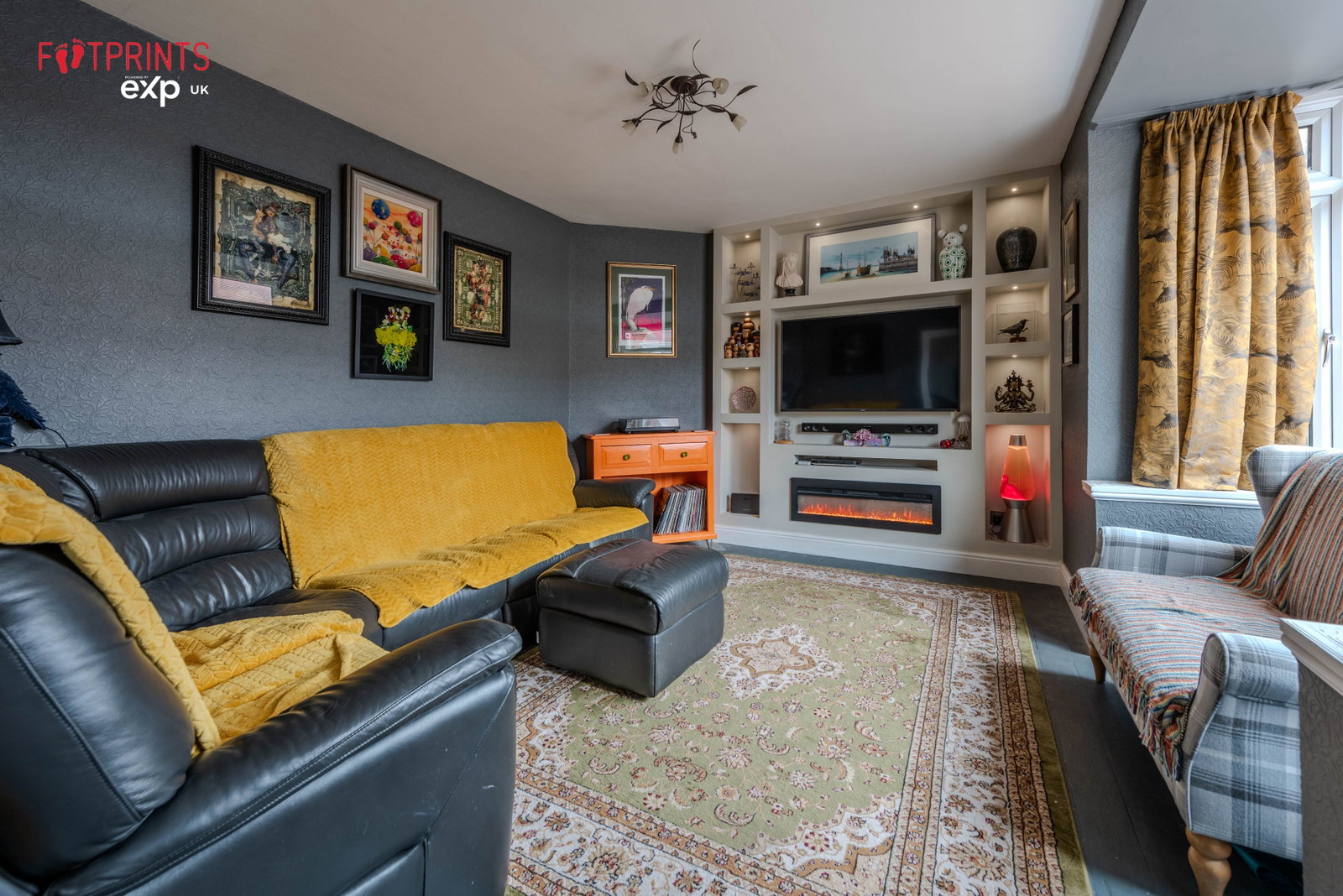Semi Detached House for sale in Broadstairs, Whitfield Avenue, Broadstairs, CT10 3HX, 1119 m²