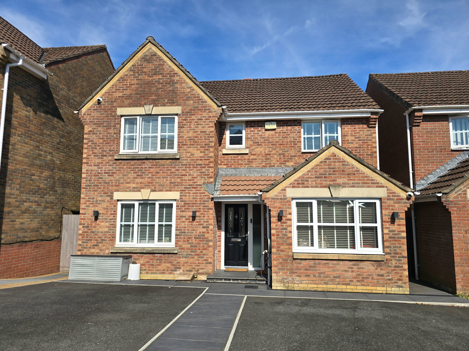 Detached House in Swansea