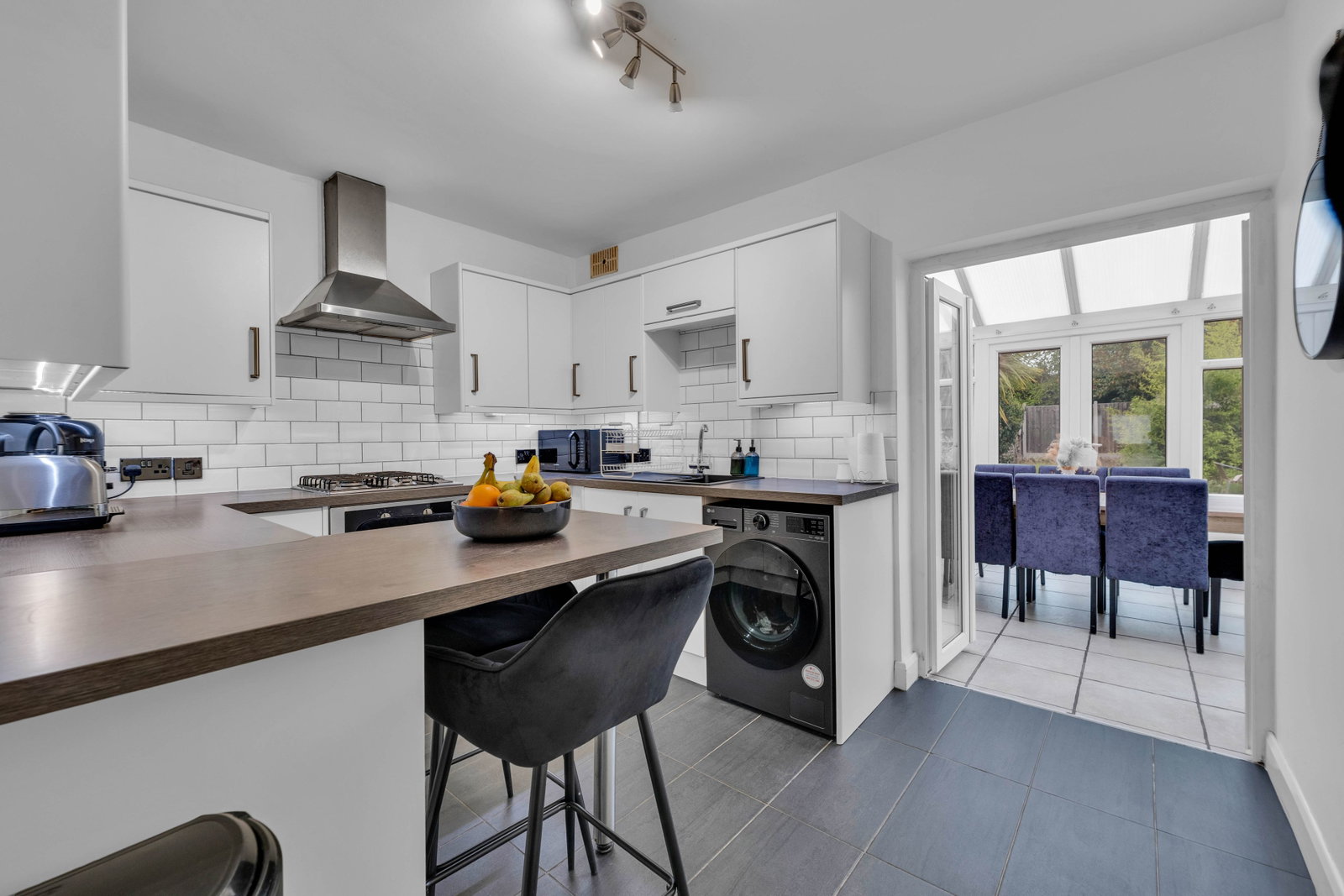 Semi Detached House for sale in Leicester, Stonehill Avenue, Birstall, LE4 4JF
