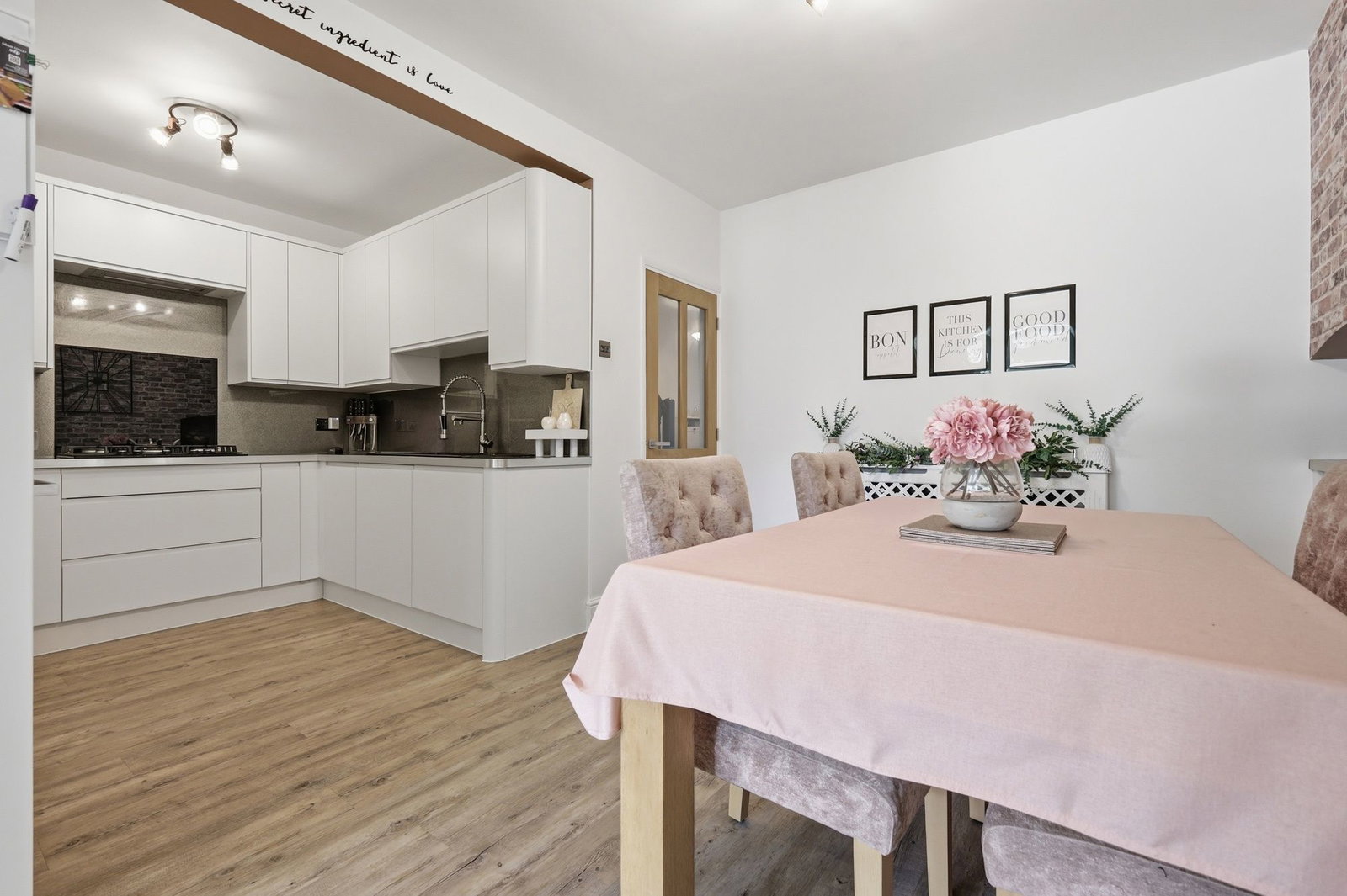 Terraced House in Westcliff-on-sea