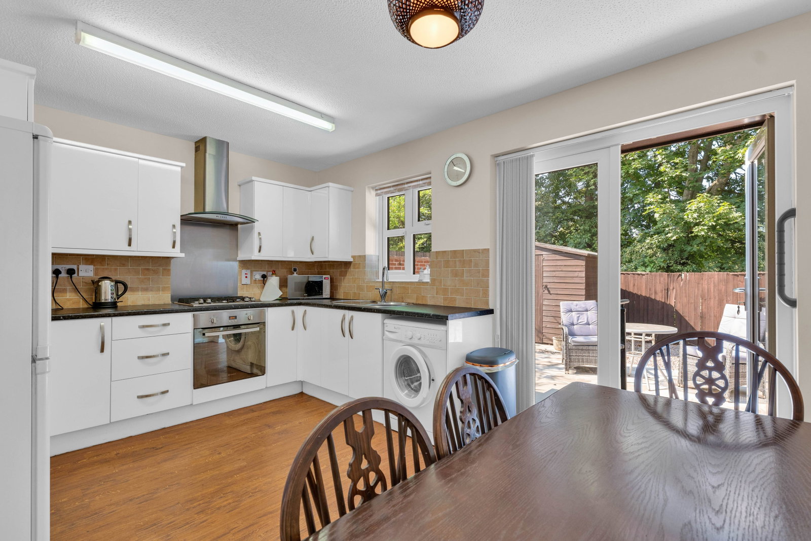 Semi Detached Bungalow in Leicester