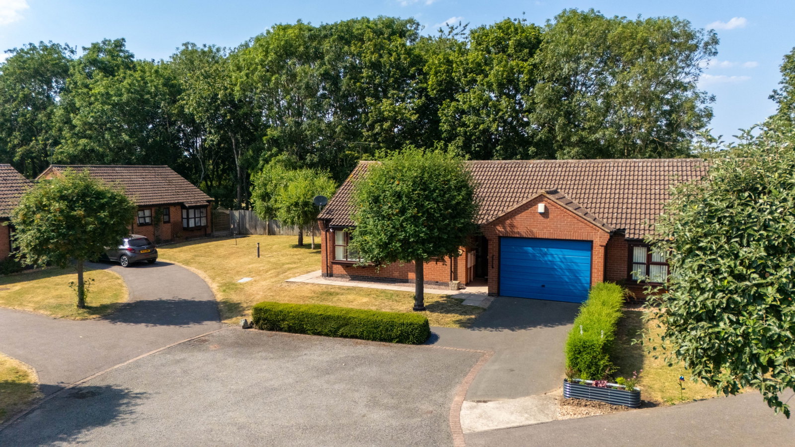 Semi Detached Bungalow in Leicester