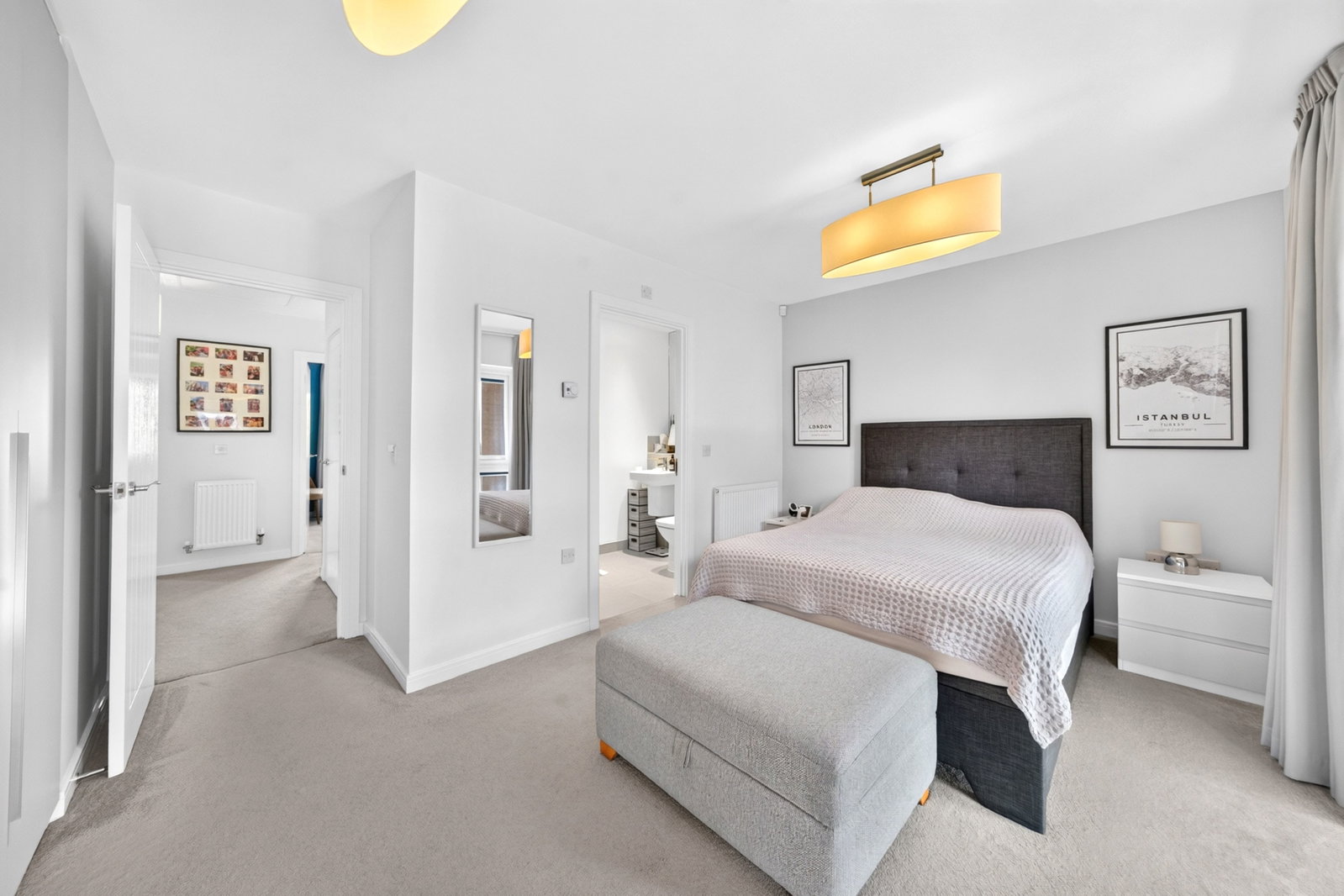 Terraced House in Borehamwood