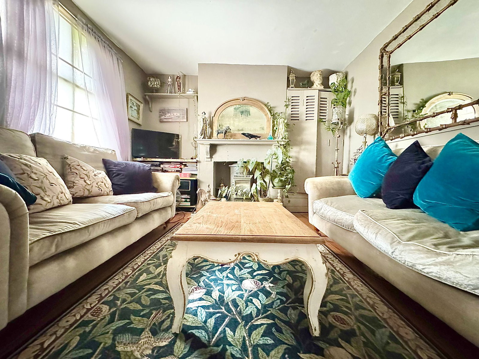 Semi Detached House in Brackley
