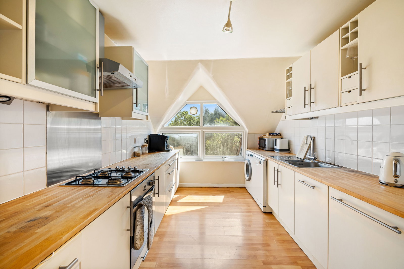 Apartment in East Grinstead