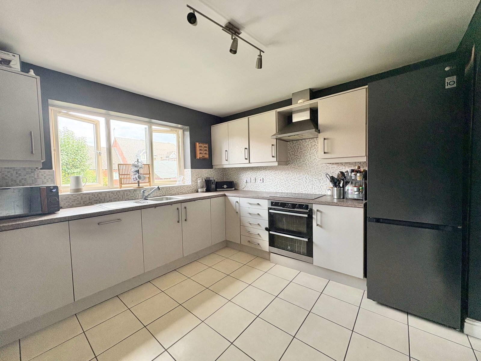 Detached House for sale in Swadlincote, High Street, Woodville, Swadlincote, DE11 7EA
