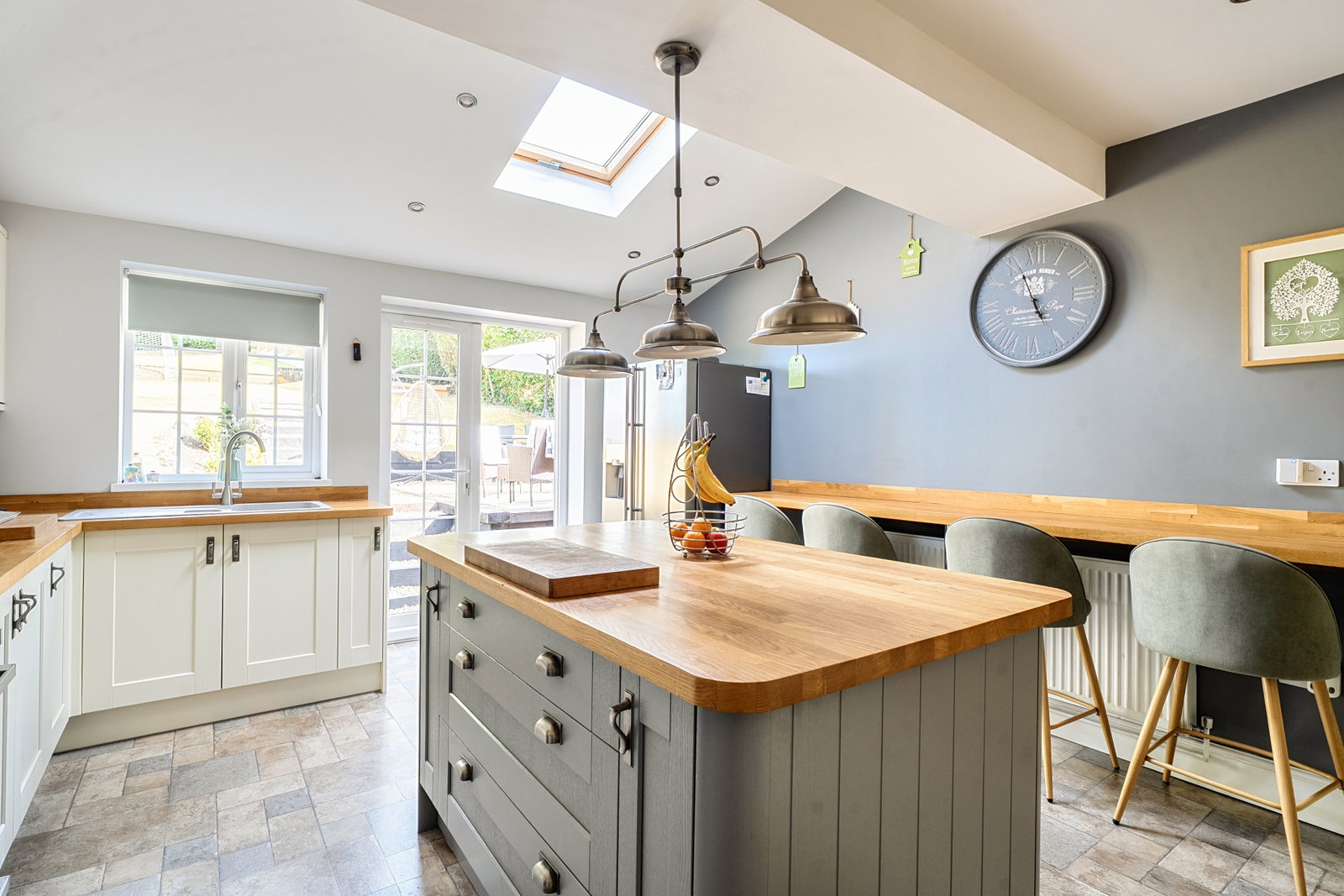 Semi Detached House in Halesowen