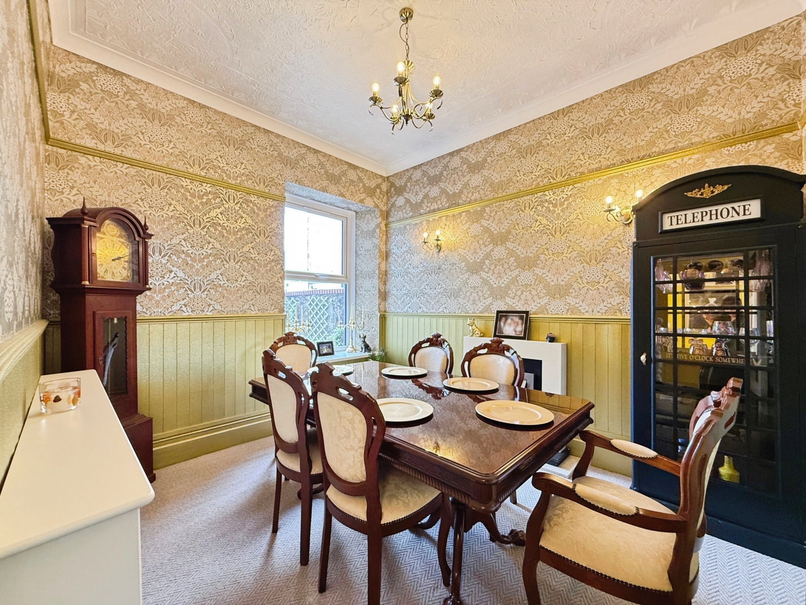 Semi Detached House in Llanelli