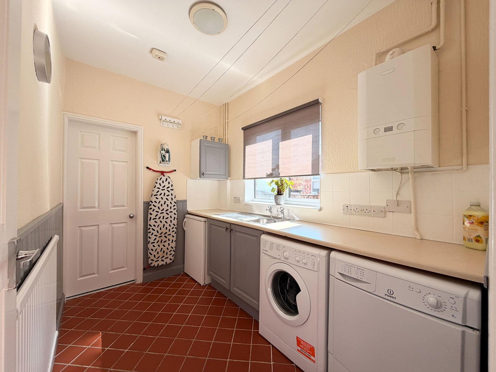 Semi Detached House in Loughborough
