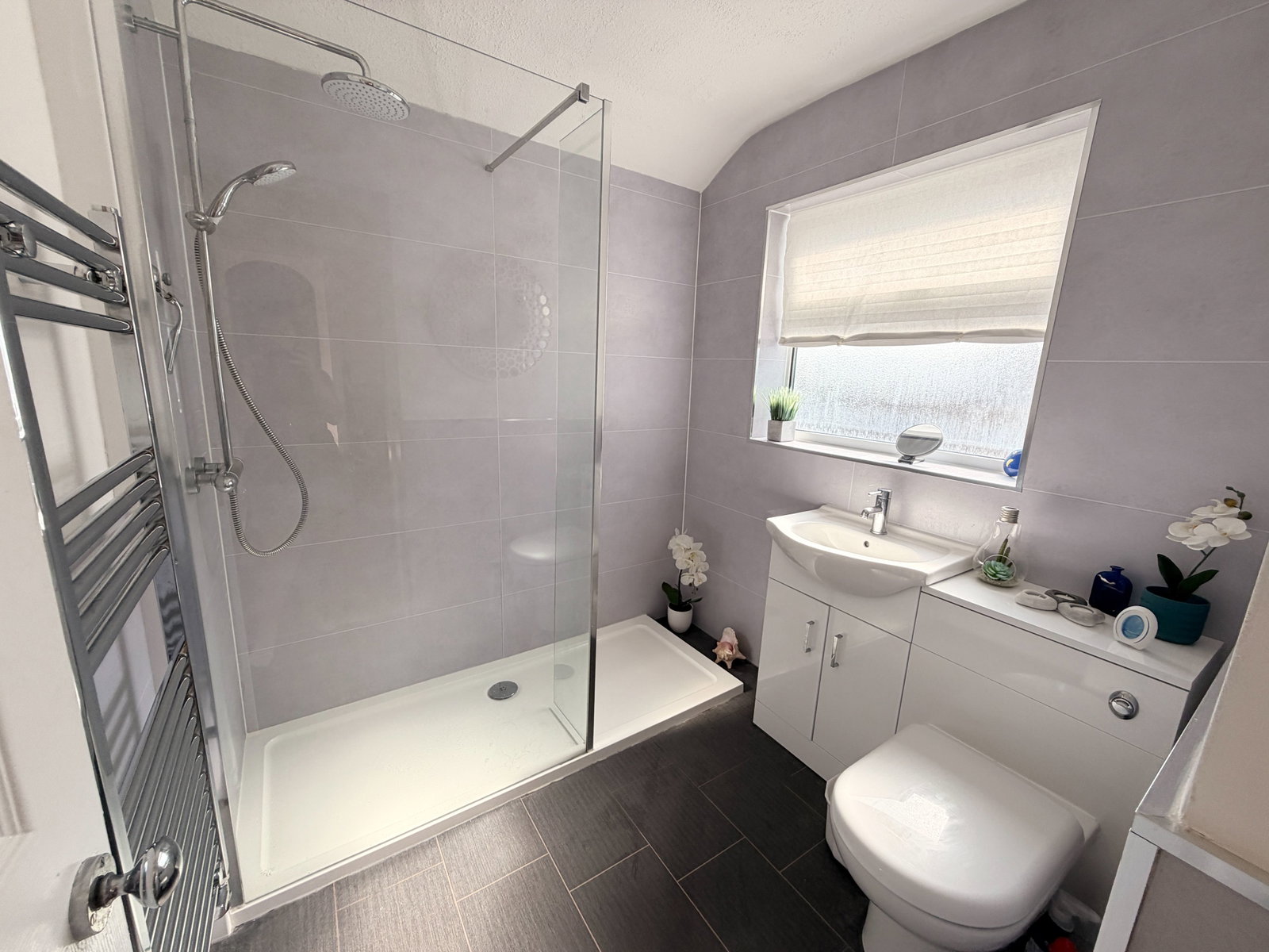 Semi Detached House for sale in Loughborough, Kings Road, Shepshed, Loughborough, LE12 9HT