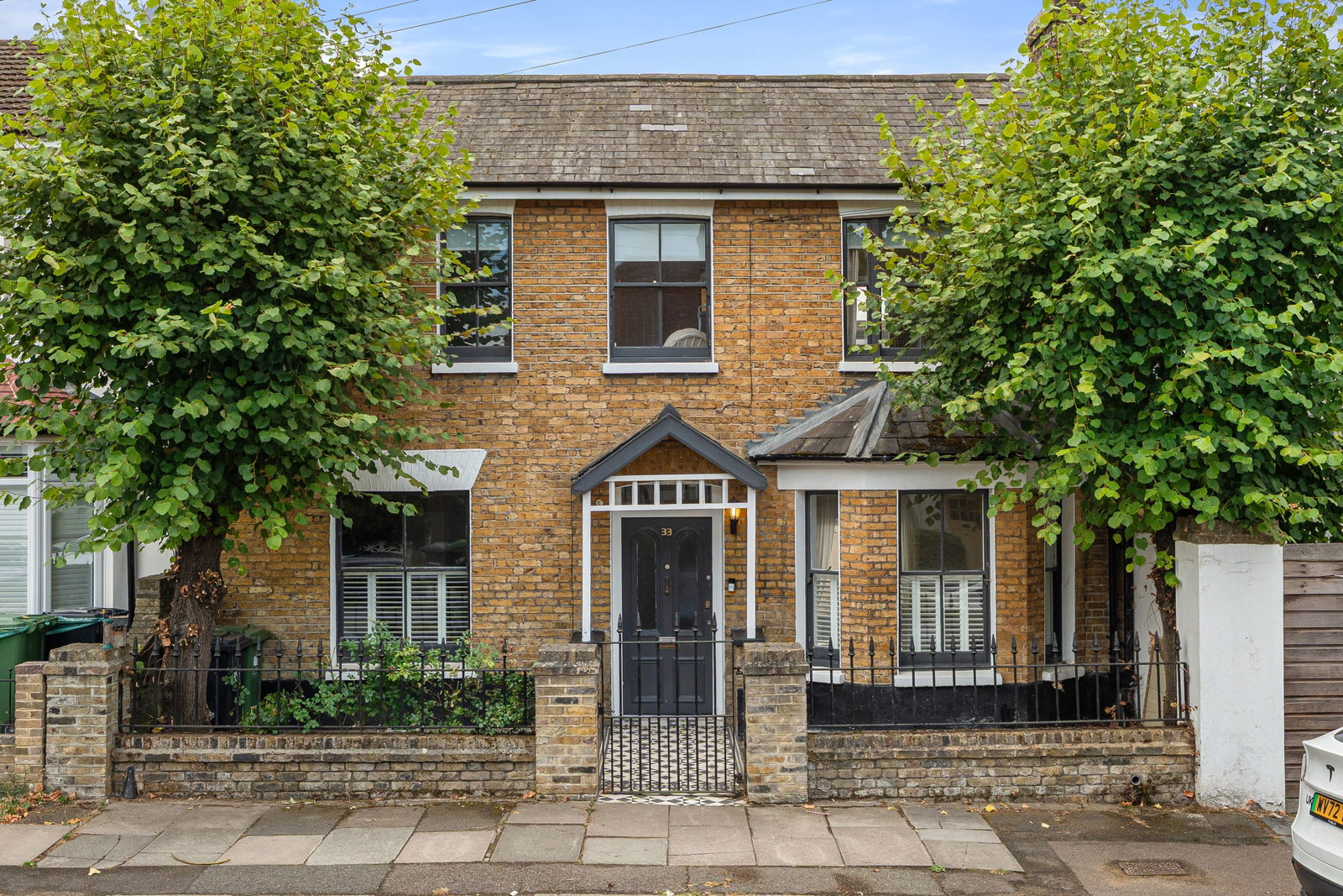 End Of Terrace House for sale in London, Waite Davies Road, London, SE12