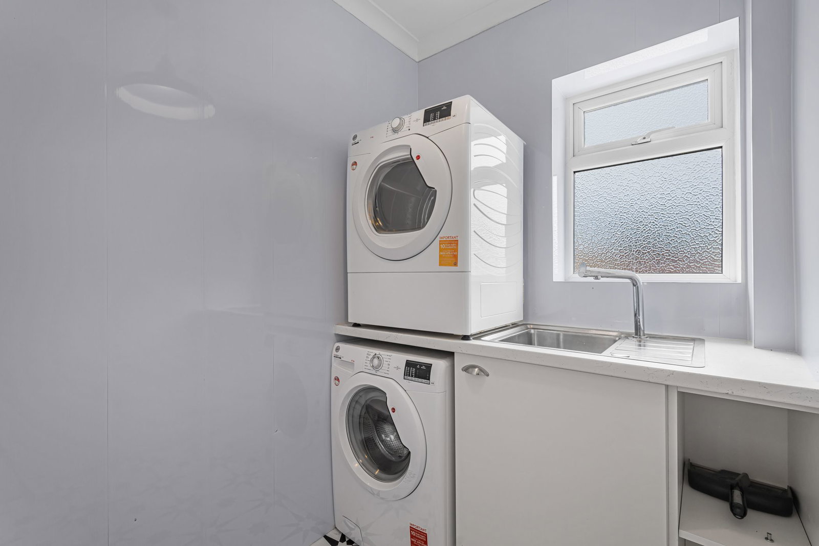 Semi Detached House in Cheltenham