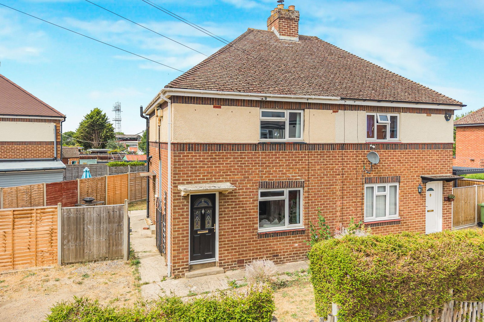Semi Detached House in Cheltenham
