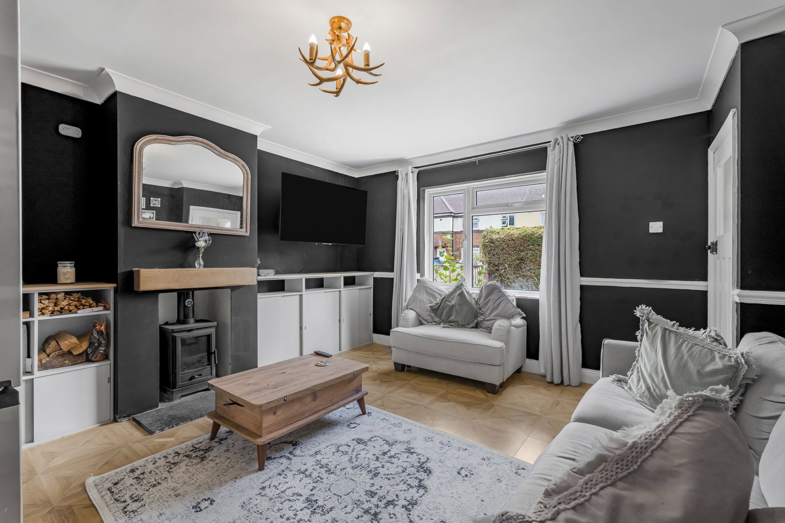 Semi Detached House in Cheltenham