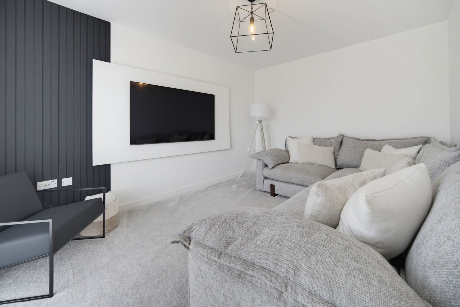 Semi Detached House for sale in Swansea, Waun Fawr, Cwmrhydyceirw, Swansea, Swansea, SA6 6FH