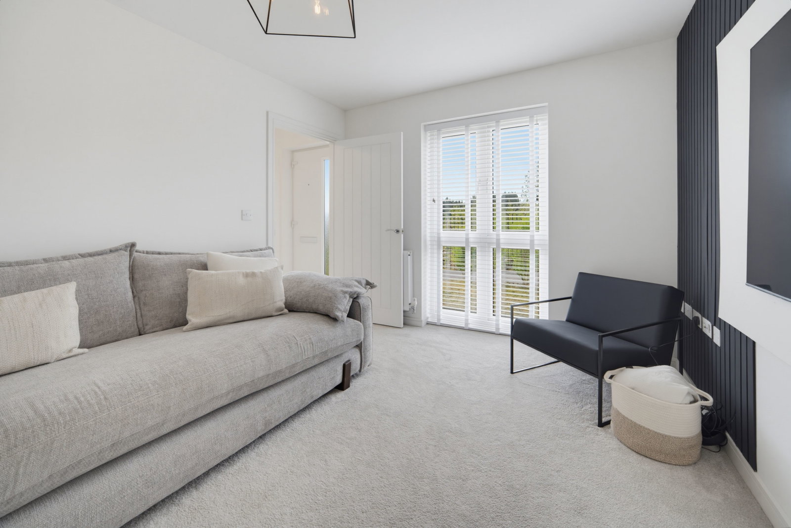 Semi Detached House for sale in Swansea, Waun Fawr, Cwmrhydyceirw, Swansea, Swansea, SA6 6FH
