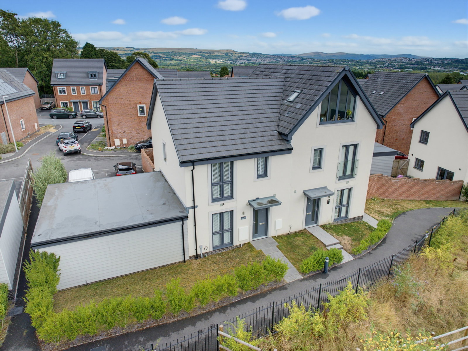 Semi Detached House for sale in Swansea, Waun Fawr, Cwmrhydyceirw, Swansea, Swansea, SA6 6FH
