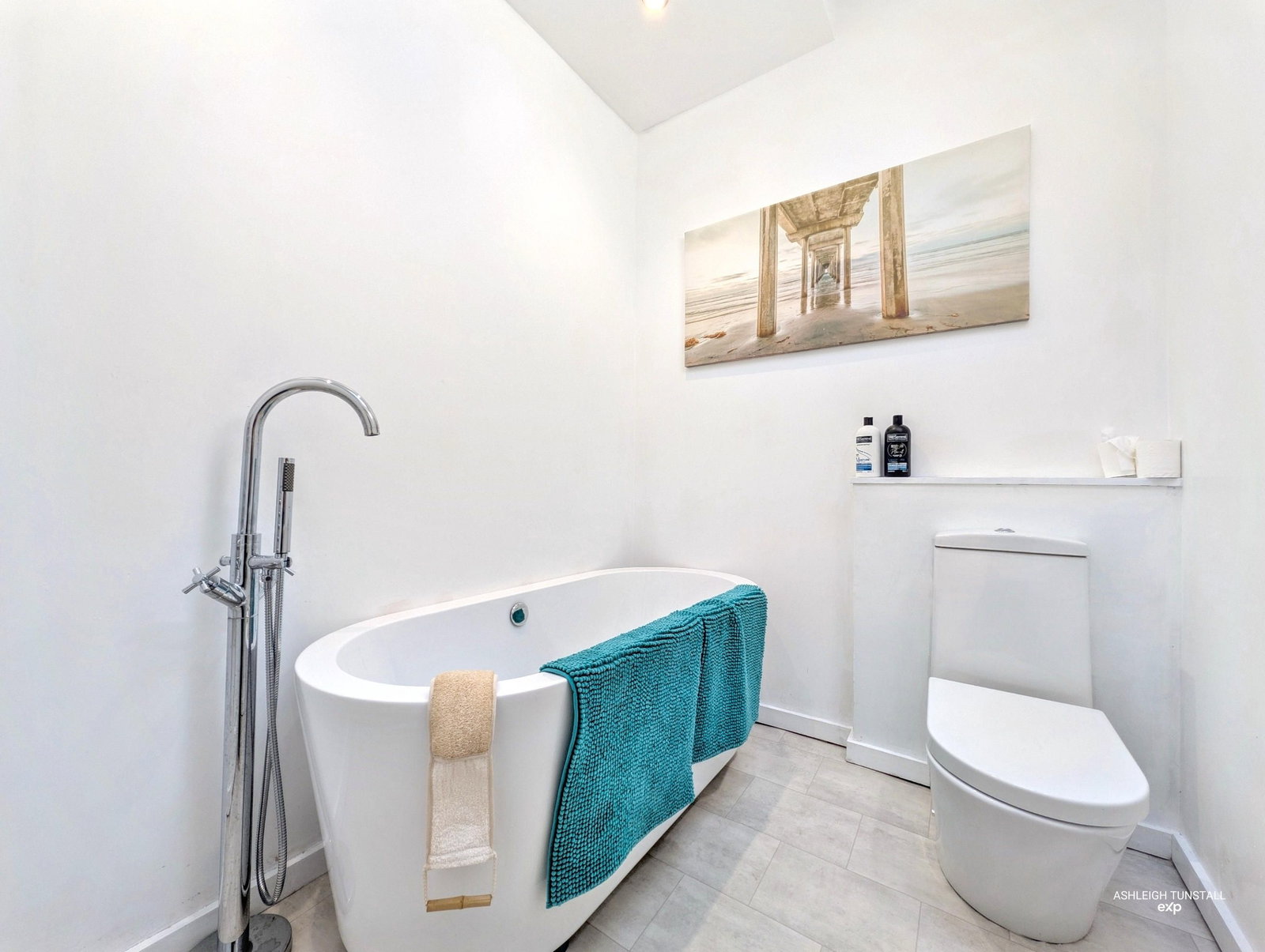 Terraced House for sale in Workington, Moss Bay Road, Workington, CA14 3TN, 1027 m²