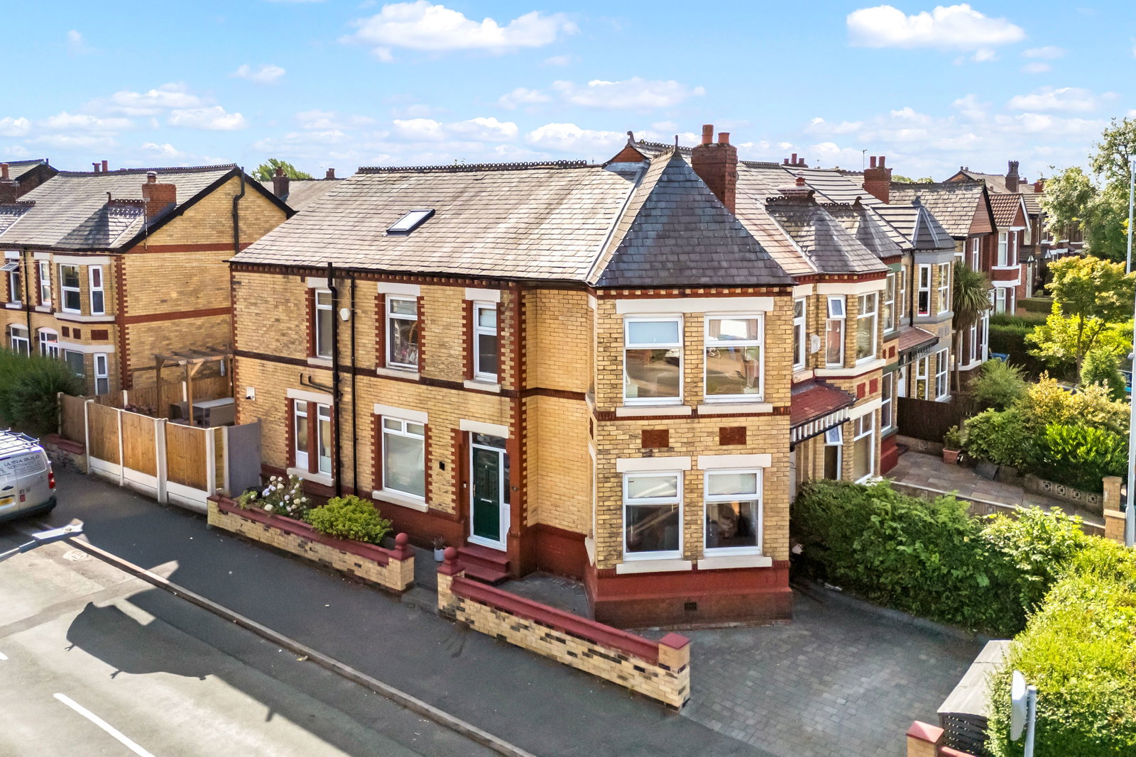 Semi Detached House for sale in Stockport, Woodville Grove, Reddish, Stockport, SK5 7HU