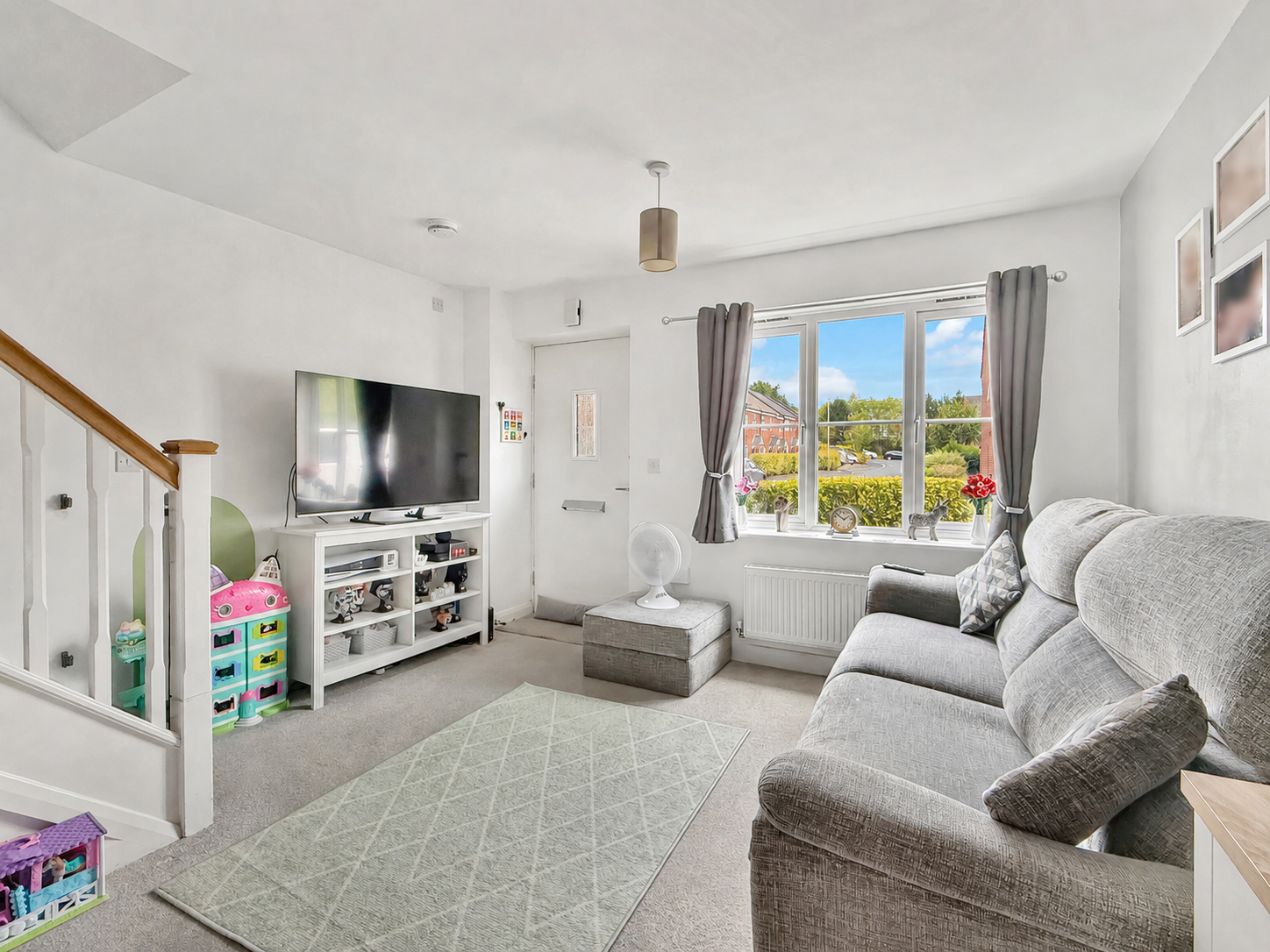 Semi Detached House in Telford 4